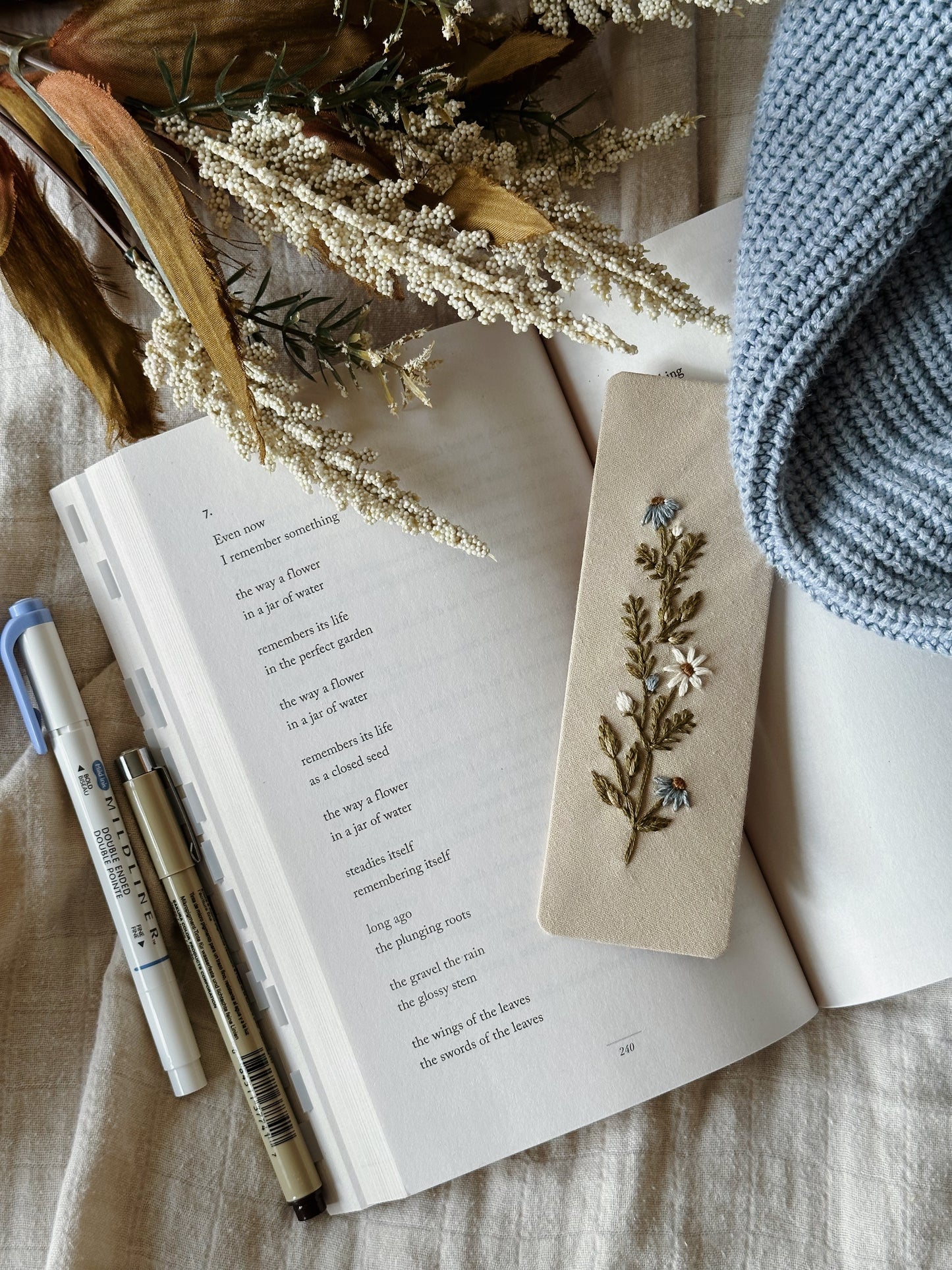 Summertime Daisy Bookmark